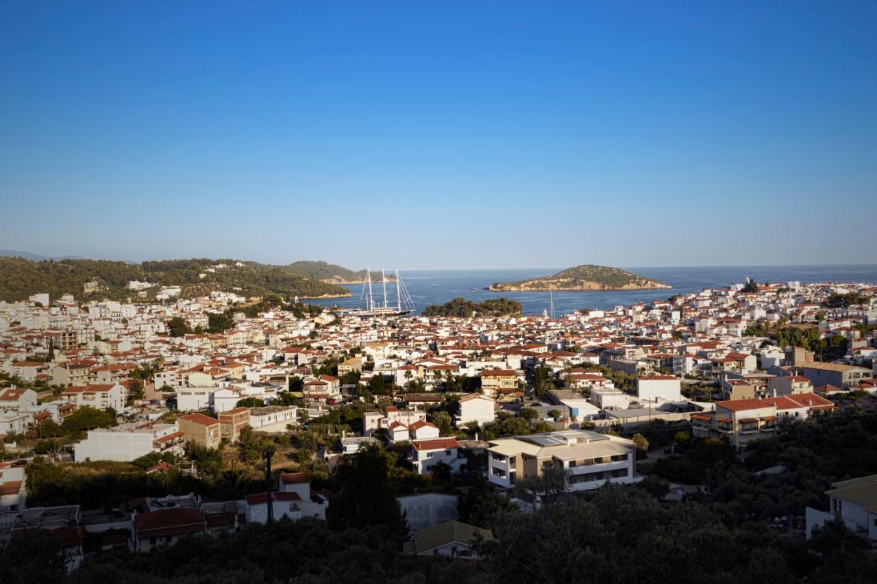 Bella View Apartment Skiathos Town Bagian luar foto