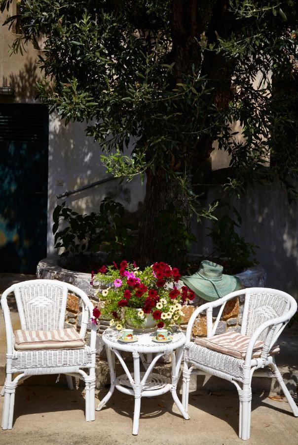 Bella View Apartment Skiathos Town Bagian luar foto